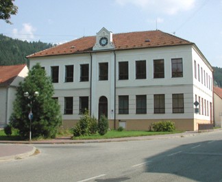 Doubravnick� �kola